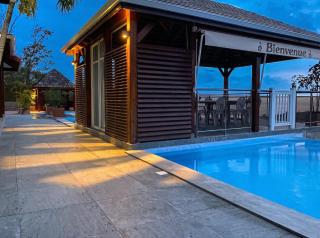 Charmant Bungalow avec vue sur la mer à Marigot, 60 m², piscine. - 3