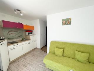 Cozy Seaside Apartment in Jadranovo, 24 sqm, Ocean View - 6