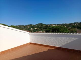 Bright Villa in Vidreres with Private Pool and Jacuzzi - 1