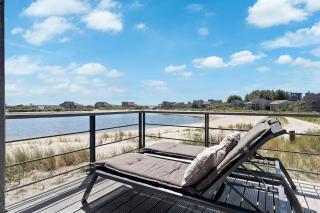 Villa 37 – Sea & Sand | Familievilla aan het strand met uitzicht over het water - 3