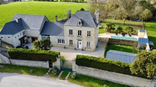 Maison confortable à Saint-Germain-du-Pert avec piscine privée - 8