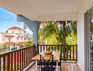 Spacious Apartment in Trou aux Biches – 70 m² – Garden View - 9