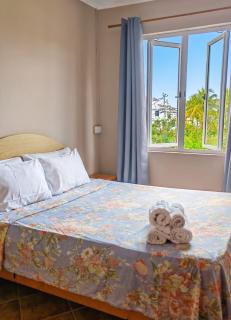Spacious Apartment in Trou aux Biches – 70 m² – Garden View - 3