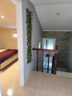 Charming House in Esteiro with Garden and Terraces - 3