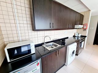 SUNRISE HOMES - Beautiful Studio near JBR Walk & Beach - 7