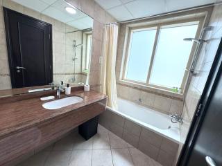 SUNRISE HOMES - Beautiful Studio near JBR Walk & Beach - 2