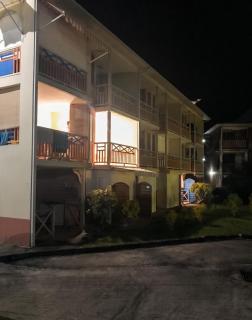 Studio confortable à Sainte-Anne 25 m² avec balcon - 3