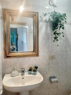Comfortable Apartment with Sea View in Falcinello - 2