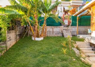 Bungalow charmant à Schoelcher avec jardin clôturé - 3