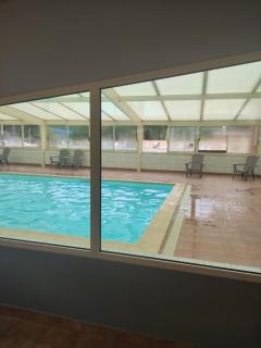 Bungalow confortable à Angles avec piscine partagée - 5