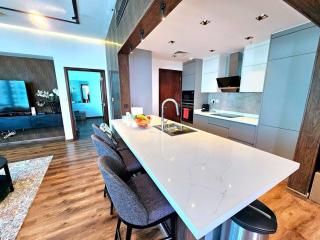 SUNRISE HOMES - Luxurious 1 BR in Marina Promenade - 4