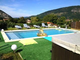 Villa raffinée à Foix – Piscine et Jacuzzi - 0