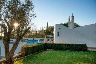 Charming House with Pool in Faro - 3