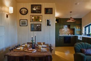 Cosy Countryside Cabin, Sleeps 8 with Hot Tub and BBQ - 6