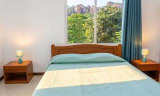 Elegant Villa with Sea View in Victoria - 2