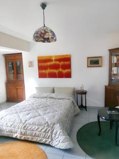 Charming Apartment in Vibo Valentia with Terrace, 60 m² - 1