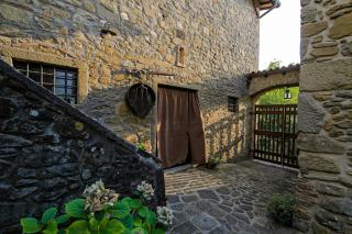 Comfortable house with pool in Castelnuovo di Garfagnana - 4