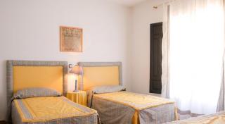 Charming House in Castilblanco with Terrace and Fireplace - 3