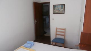 Charming Apartment in Gdinj + Garden - 5