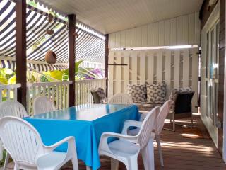 Bungalow accueillant à Bouillante avec climatisation et terrasse - 4