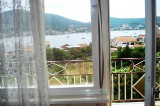 Family-friendly apartment with parking in Vinišće, 100 m² - 4