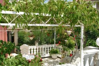 Family-friendly apartment with parking in Vinišće, 100 m² - Vinišće - 1