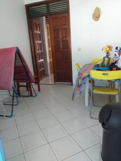 Appartement spacieux à Sainte-Rose - 120 m² - Terrasse ensoleillée - 8