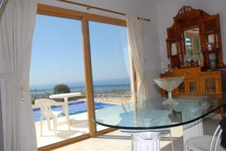 Peyia Villa with sea view, private pool, and garden - 1