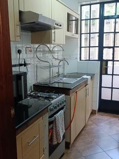 meltonia luxury suites - 5