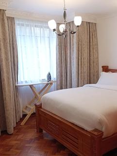 meltonia luxury suites - 3