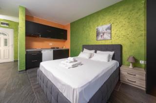 Alessandra Apartments & free private parking - 1