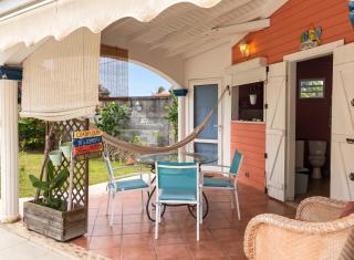 Studio cosy aux Abymes, piscine et jardin, 25 m² - 8