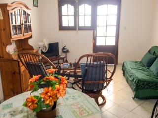 Appartement spacieux à Petit Canal - 65 m² - Vue sur jardin - 4