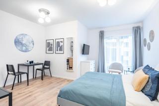 Balcony - Rooftop Access - NEW Studio - 3