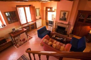 Charming House in Decollatura with Jacuzzi - 2