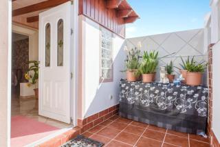 Charming House in Costa Calma with Mountain View and Terrace - 9
