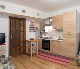 Mountain View Apartment with Garden, Roccaraso - 9