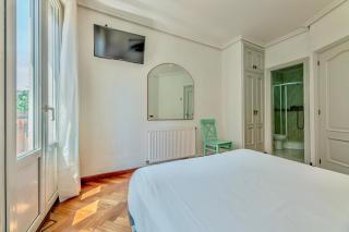 Hostal Costa Coruña - 2