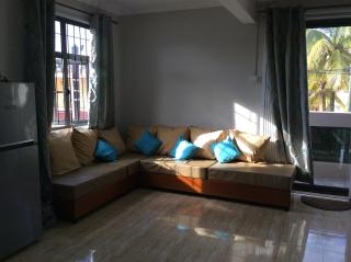 Stylish Apartment in Flic en Flac with Shared Pool - 8