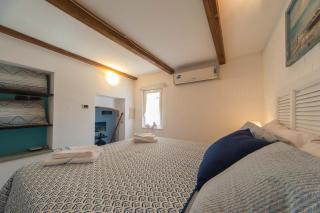 Charming Apartment in Trani with City View and Parking. - 6