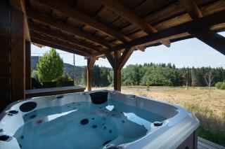 Chalet Serenity - Sleeps 9 - Hot Tub - Liézey - 9