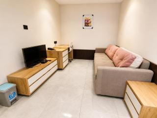 stayEZ Studio Apartments - 9