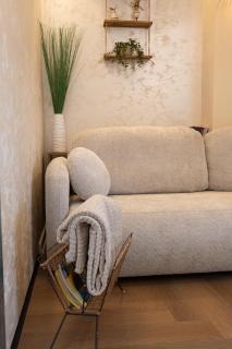 Stylish two-room apartment with a sea view - 5