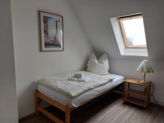 Burgstädt Dachwohnung gross - 1