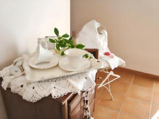 Charming House in Amelia with Lake View, 200 m² - 1