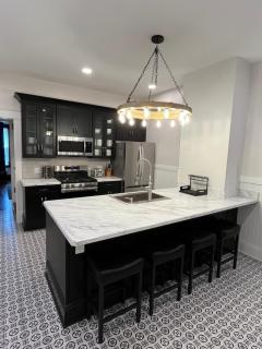 4 Bedroom Century Home in Niles, Ohio - 7