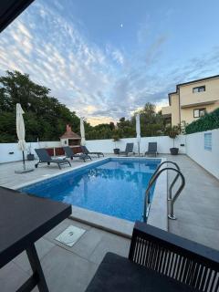 Villa Nostra - 8
