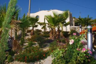 Spacious villa with private pool and stunning views - 9
