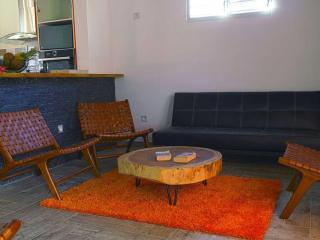 Appartement spacieux à Lamentin + piscine et jacuzzi. - 9