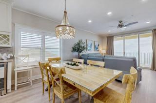 Gorgeous oceanview condo with beach access pool balcony chefs kitchen - 2